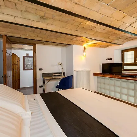 Oliviero - Piazza Navona Apartment-2